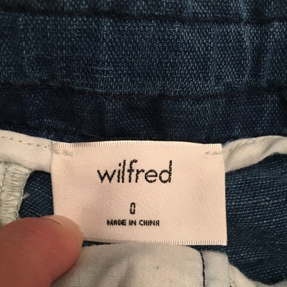 Wilfred Aritzia Shorts - Picture 2 of 5